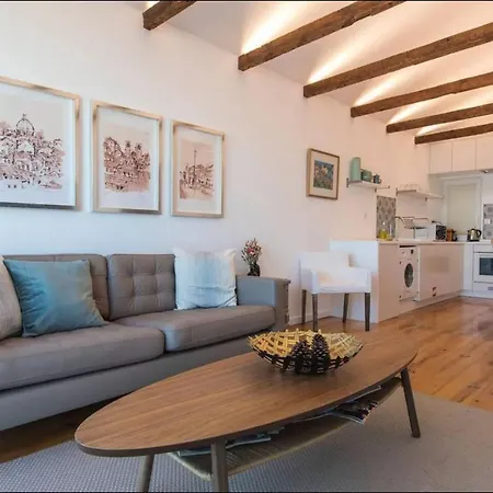 Alfama River View Apartamento *