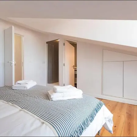 Alfama River View Apartamento *