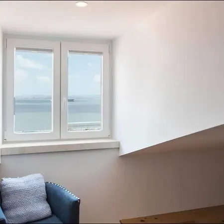 Alfama River View Daire Lisboa